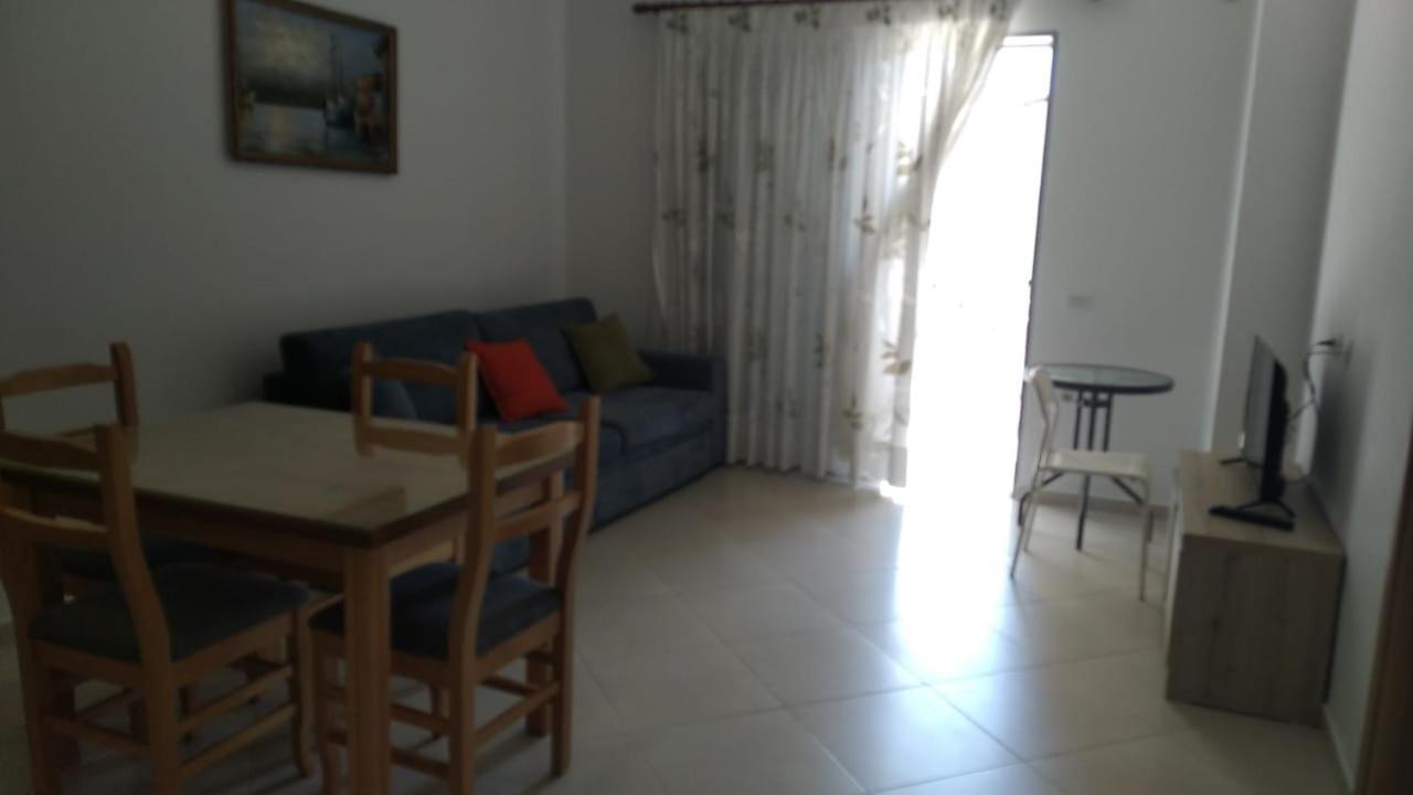 Primavera Apartments Sarandë Exterior foto